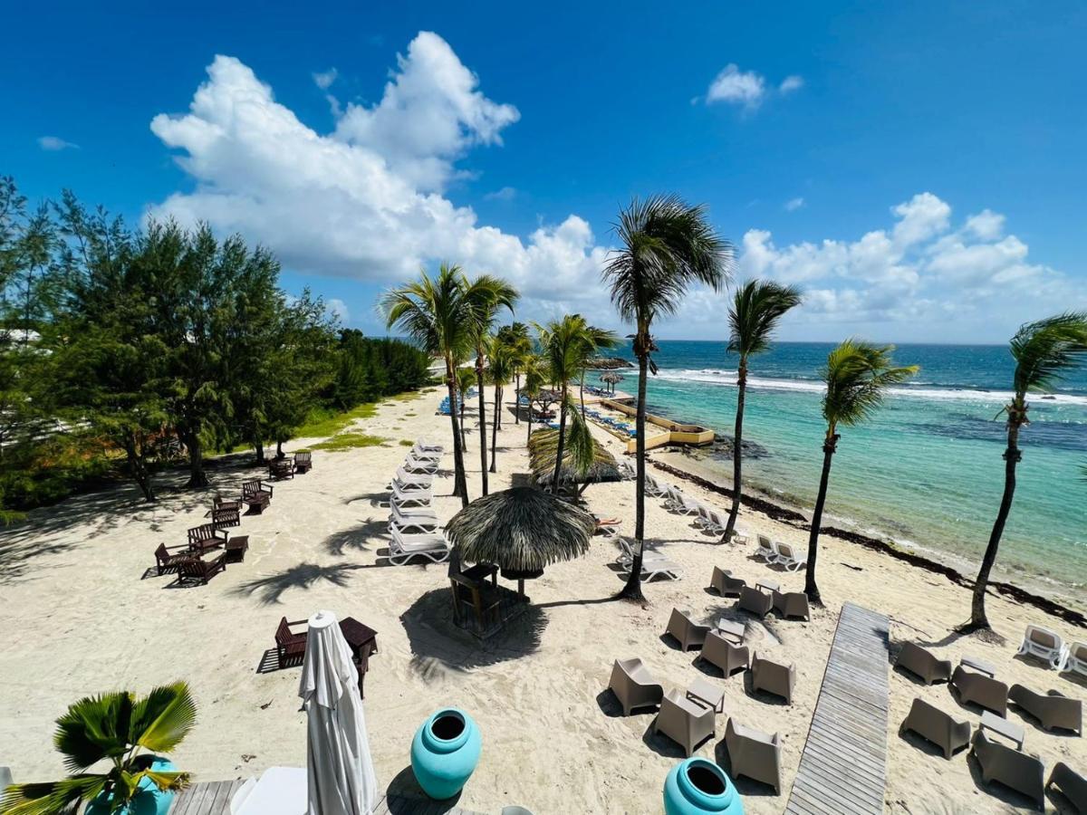 Nouveau Le Ti Merveilleux Du Manganao, Acces Plage Saint-Francois  Kültér fotó